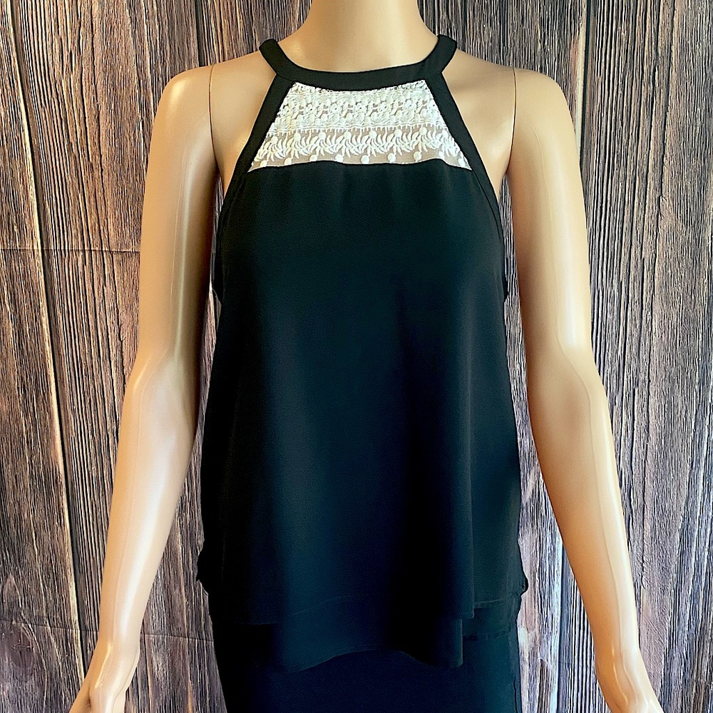 Monteau size medium black and white lace tank top